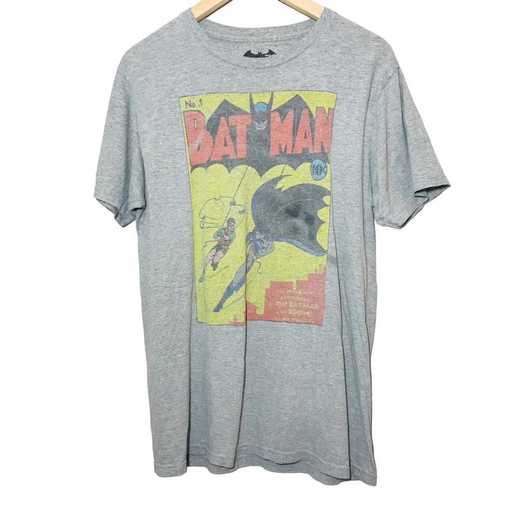 DC Comics 75 Years Of Batman Comic #1 T-Shirt Size Large